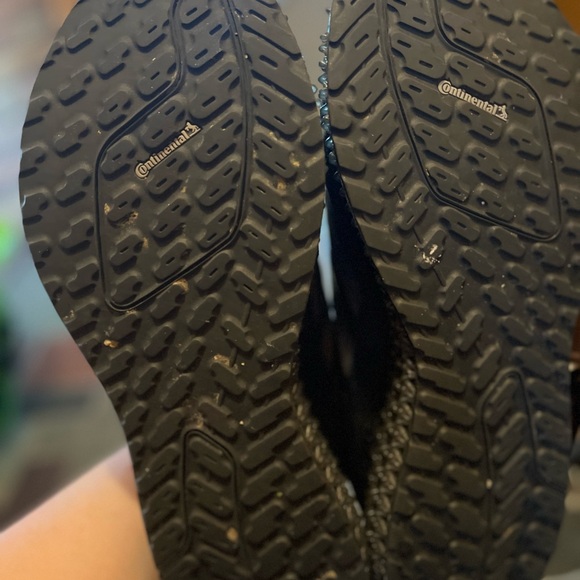 adidas 4DFWD 2 Black and Orange Athletic Shoes - Picture 9 of 11